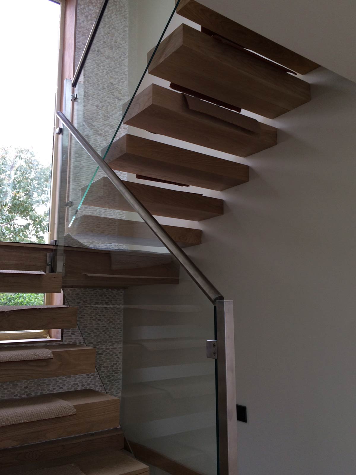 staircase glass balustrades with handrail