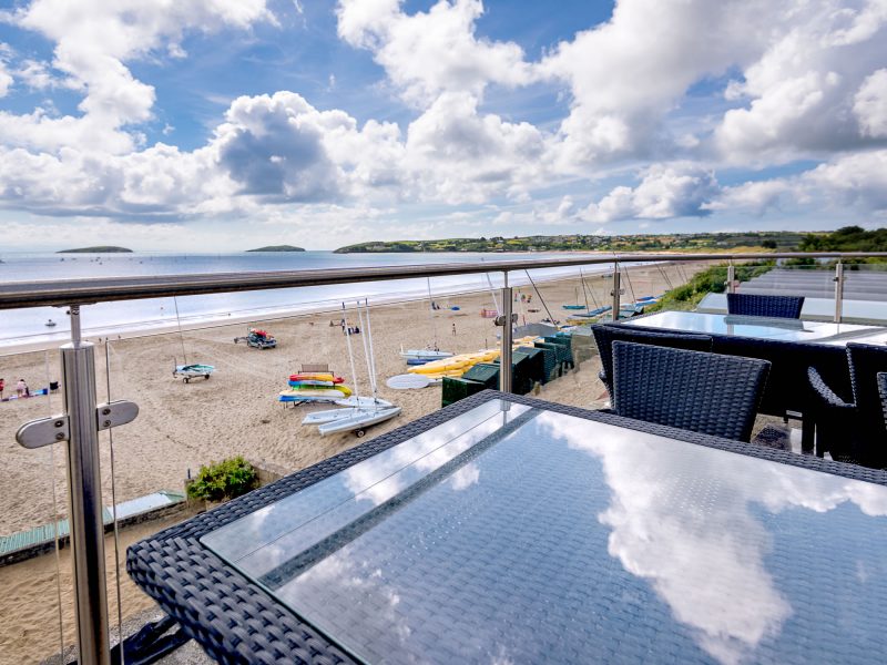 glass and steel balustrades abersoch beach cafe